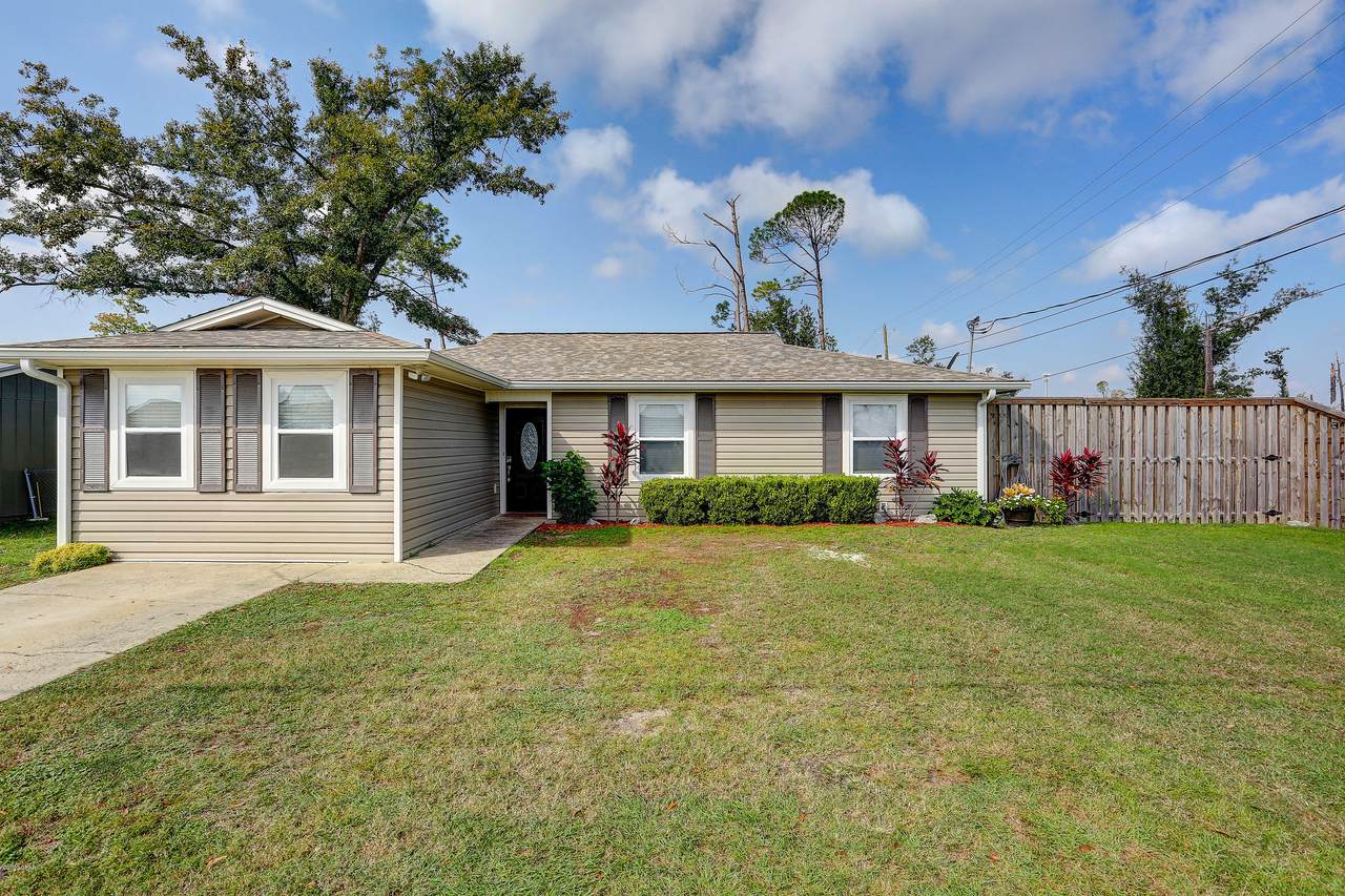 1702 Minnesota Avenue - Photo 1