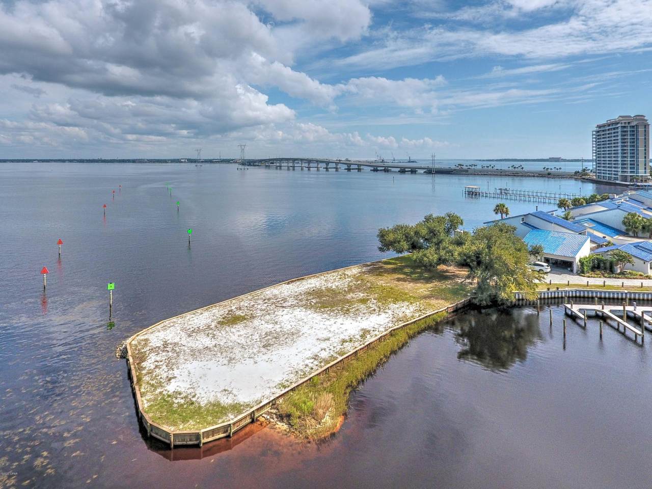 427 Bayshore Drive - Photo 1