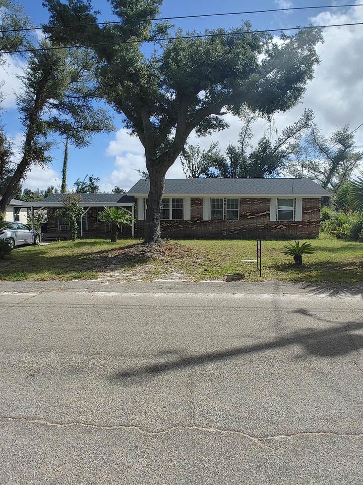 104 Gayle Avenue - Photo 1