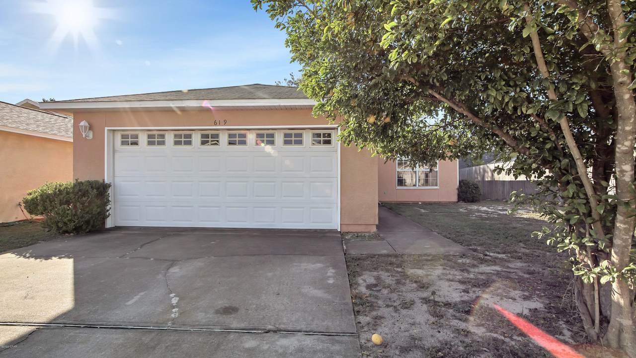 619 Pinetree Drive - Photo 1