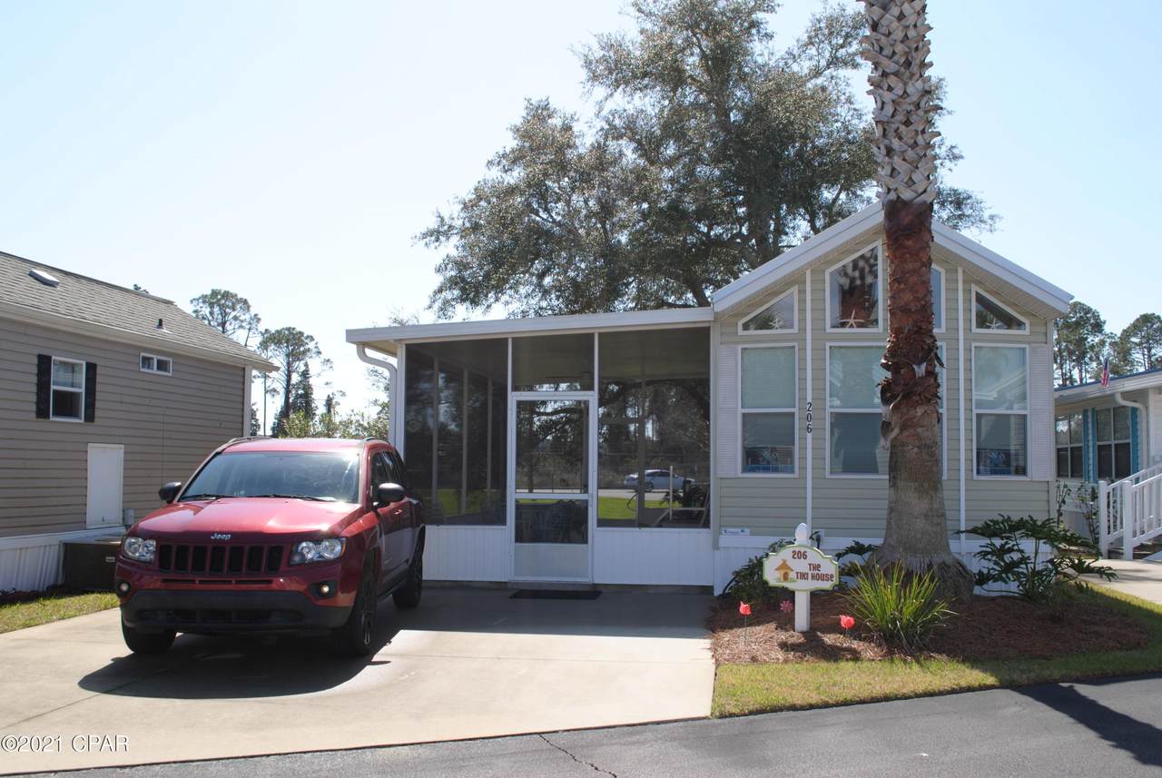 1219 Thomas Drive - Photo 1
