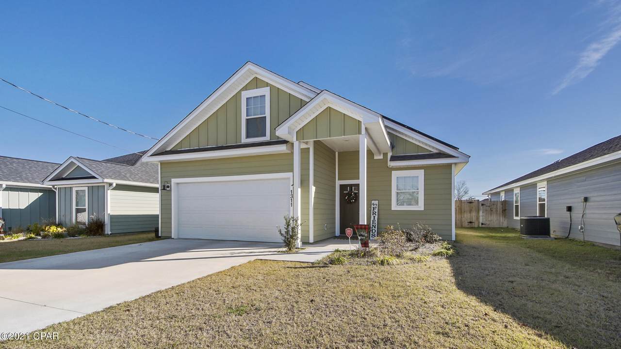 1311 Iowa Avenue - Photo 1