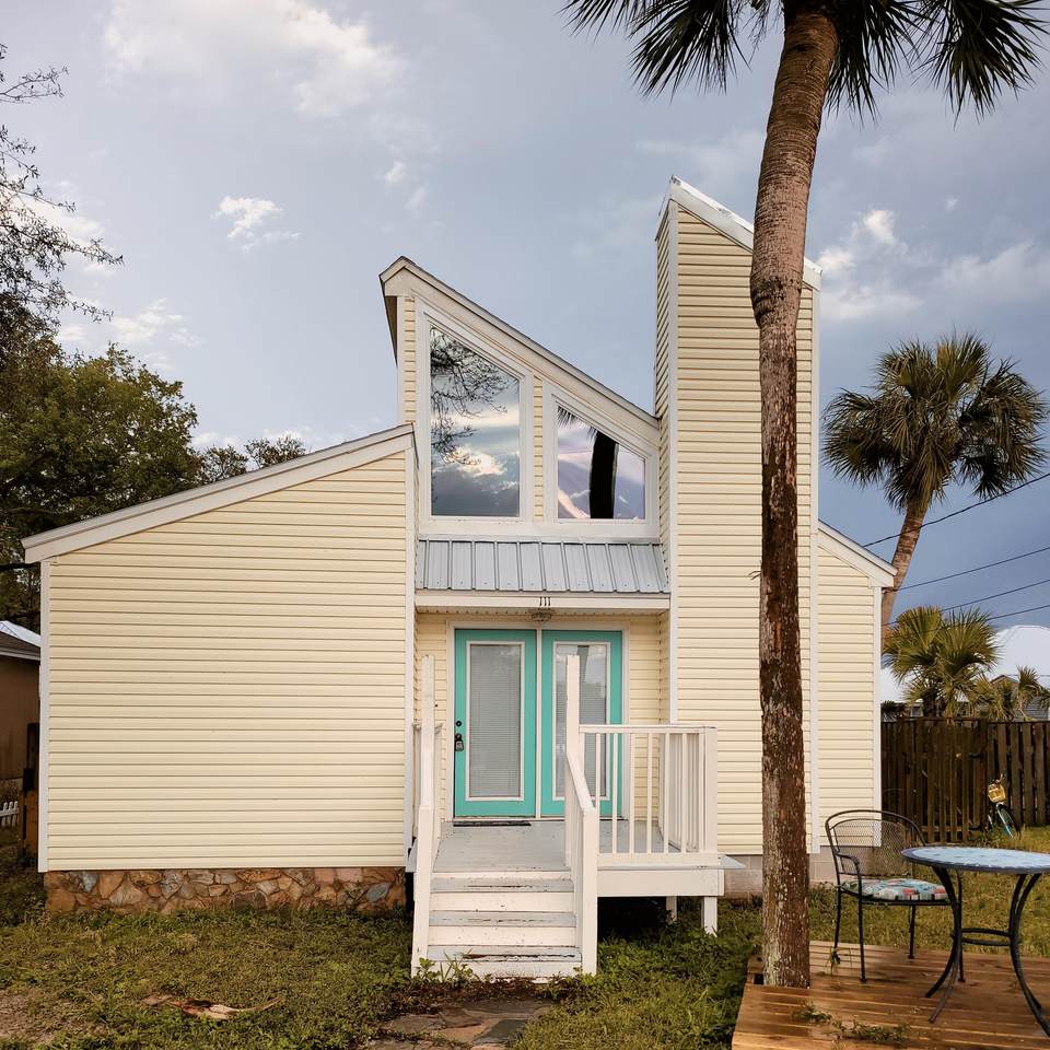 111 Sonata Circle - Photo 1