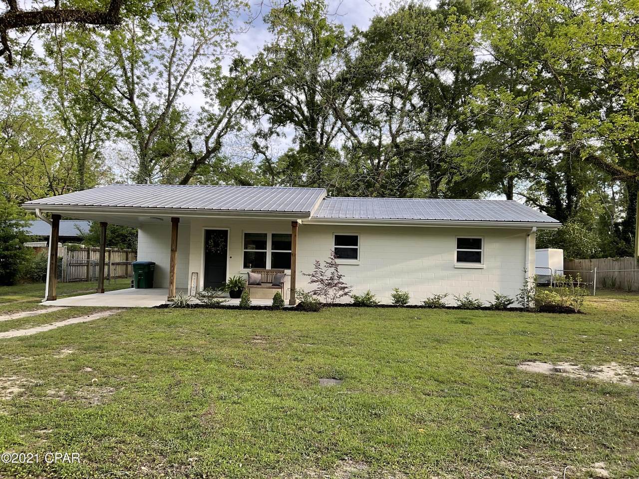 113 Lisenby Drive - Photo 1