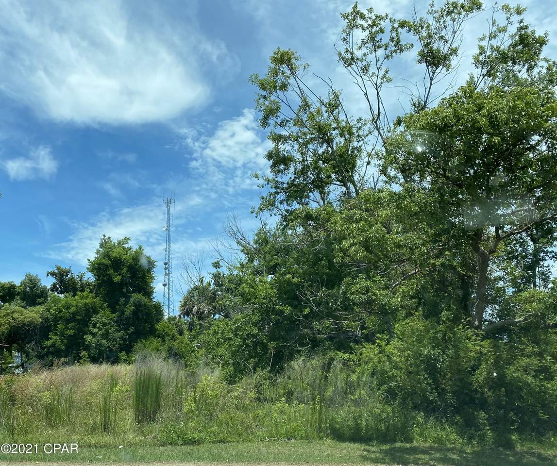 958 Louisiana Avenue - Photo 1