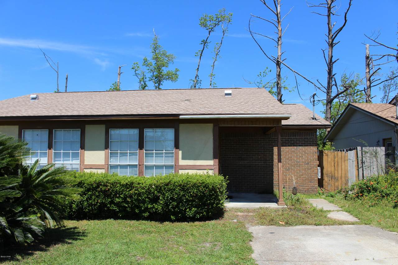 5425 Lance Street - Photo 1