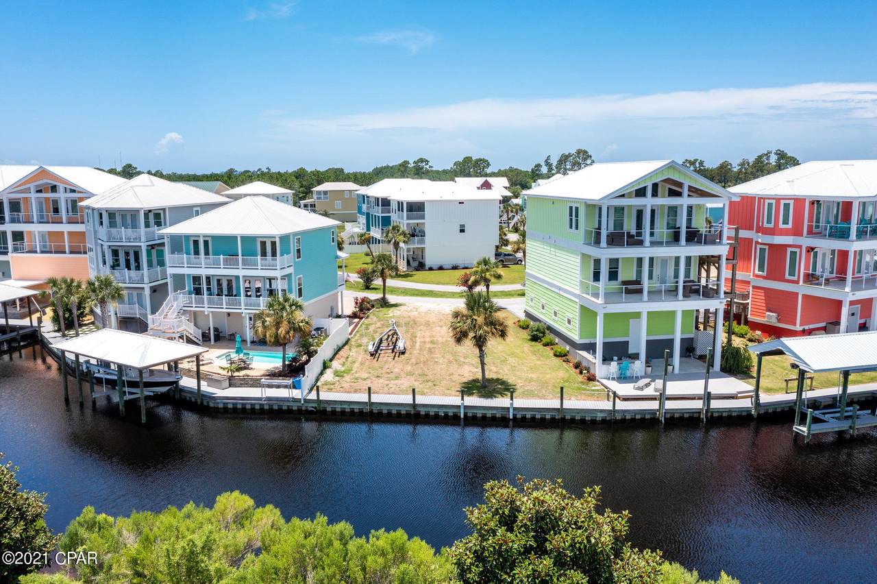 1021 Lighthouse Lagoon Court - Photo 1
