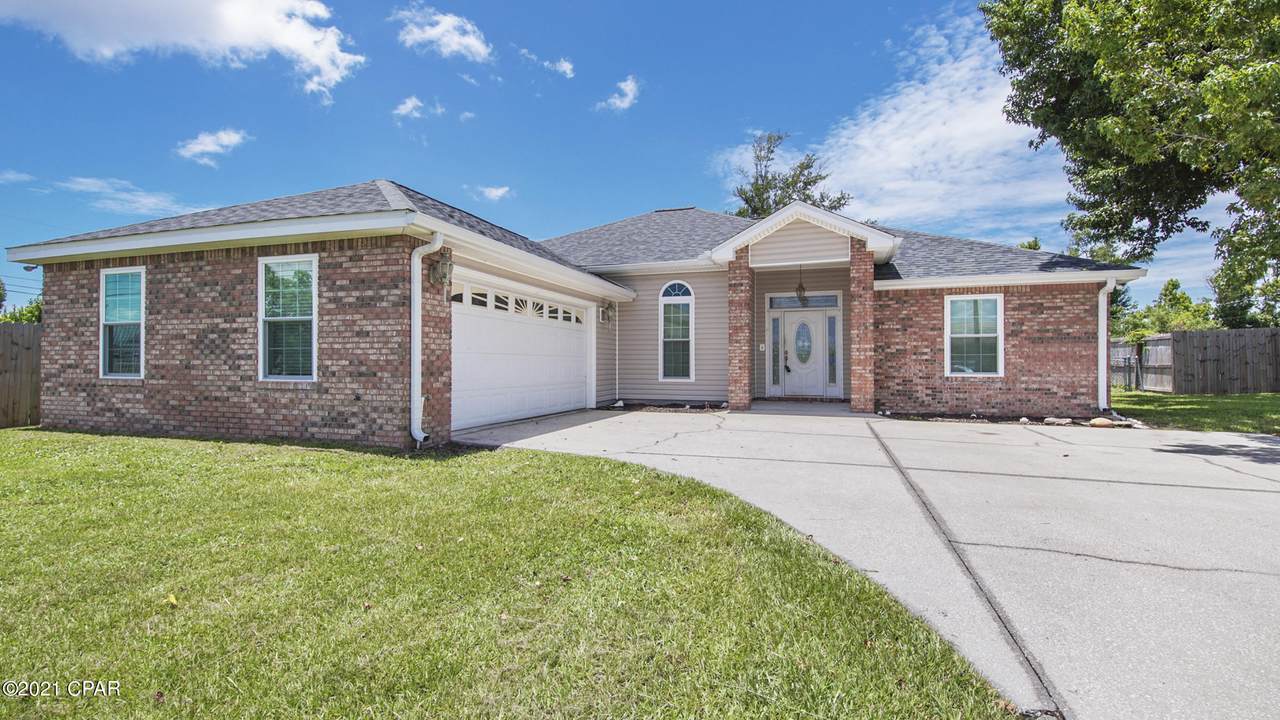 1034 Berthe Avenue - Photo 1