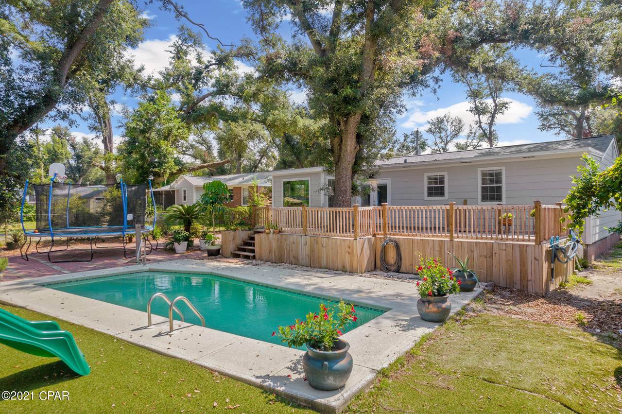 107 Cove Lane - Photo 1