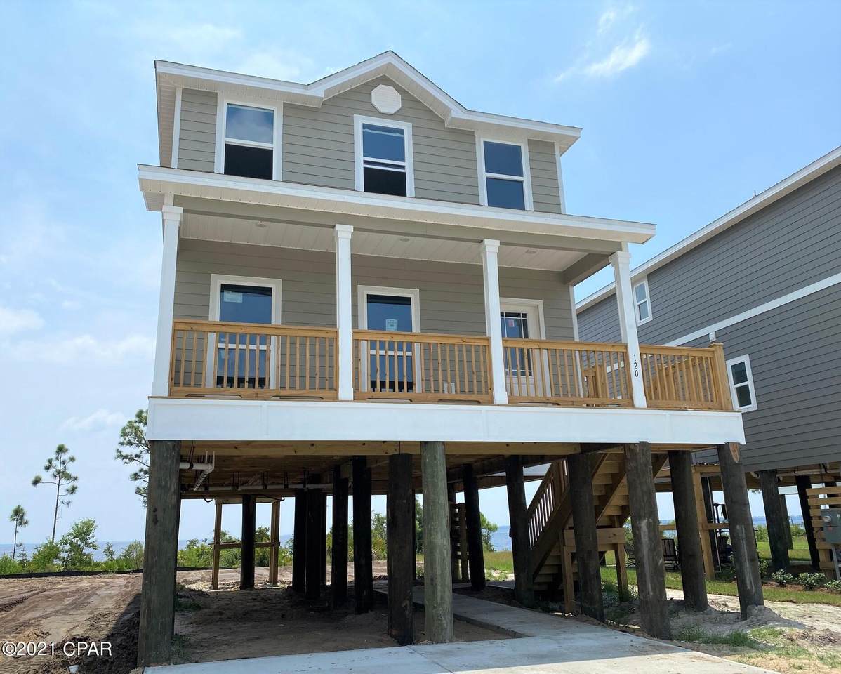 136 Carriage Road - Photo 1