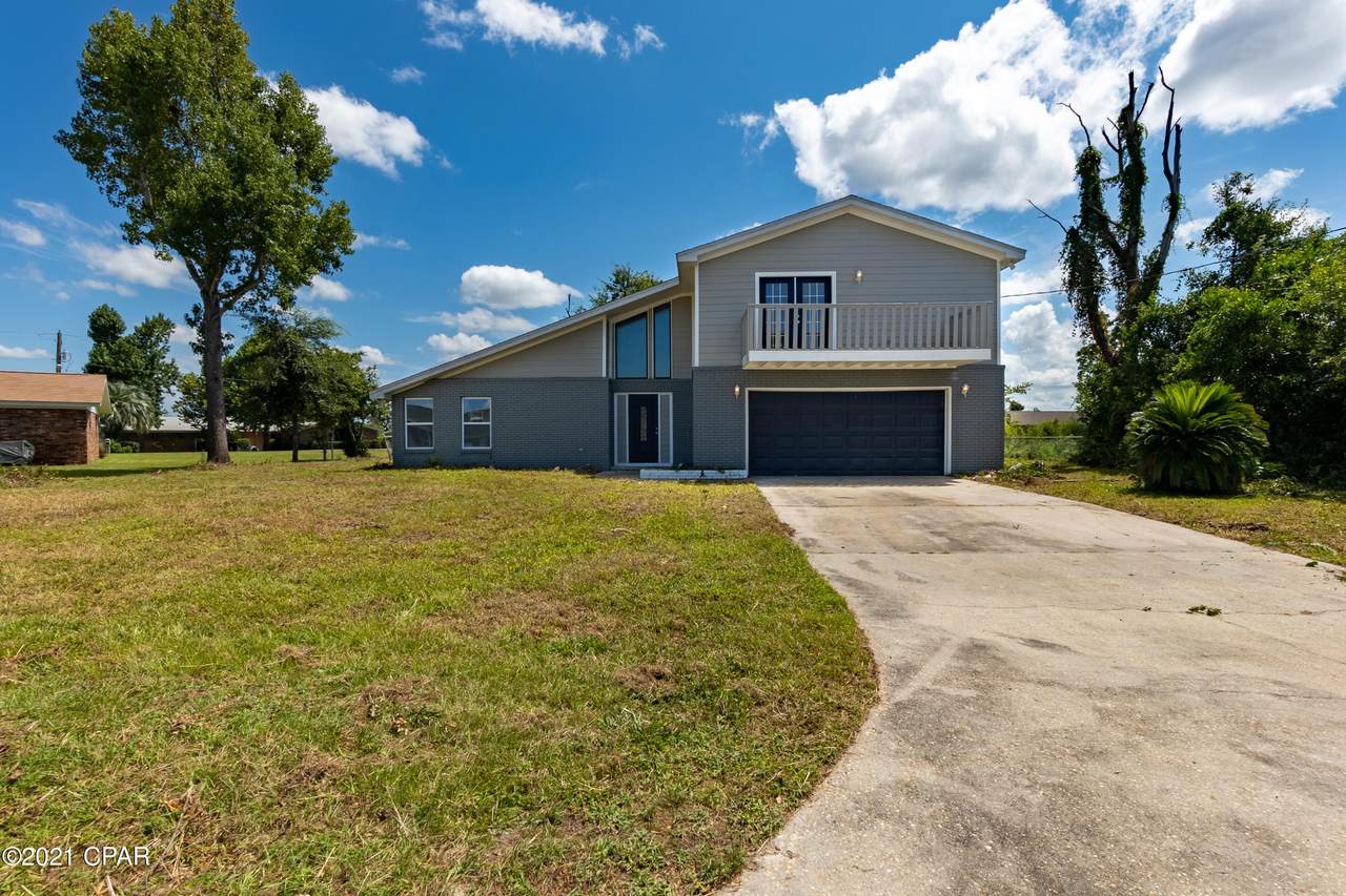 725 Buddy Drive - Photo 1