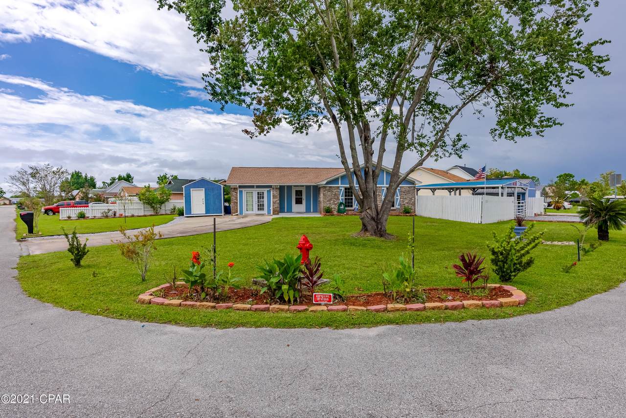 135 Kristine Boulevard - Photo 1