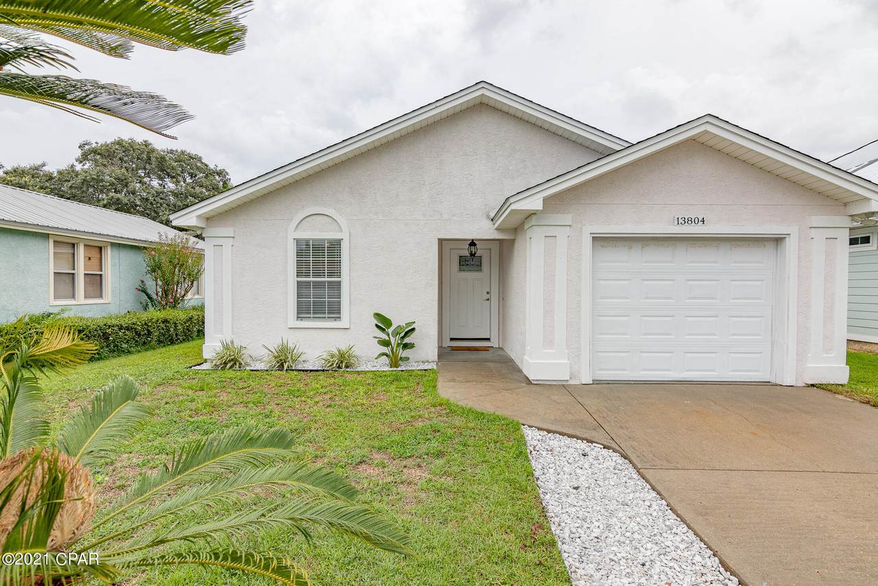 13804 Bay Avenue - Photo 1