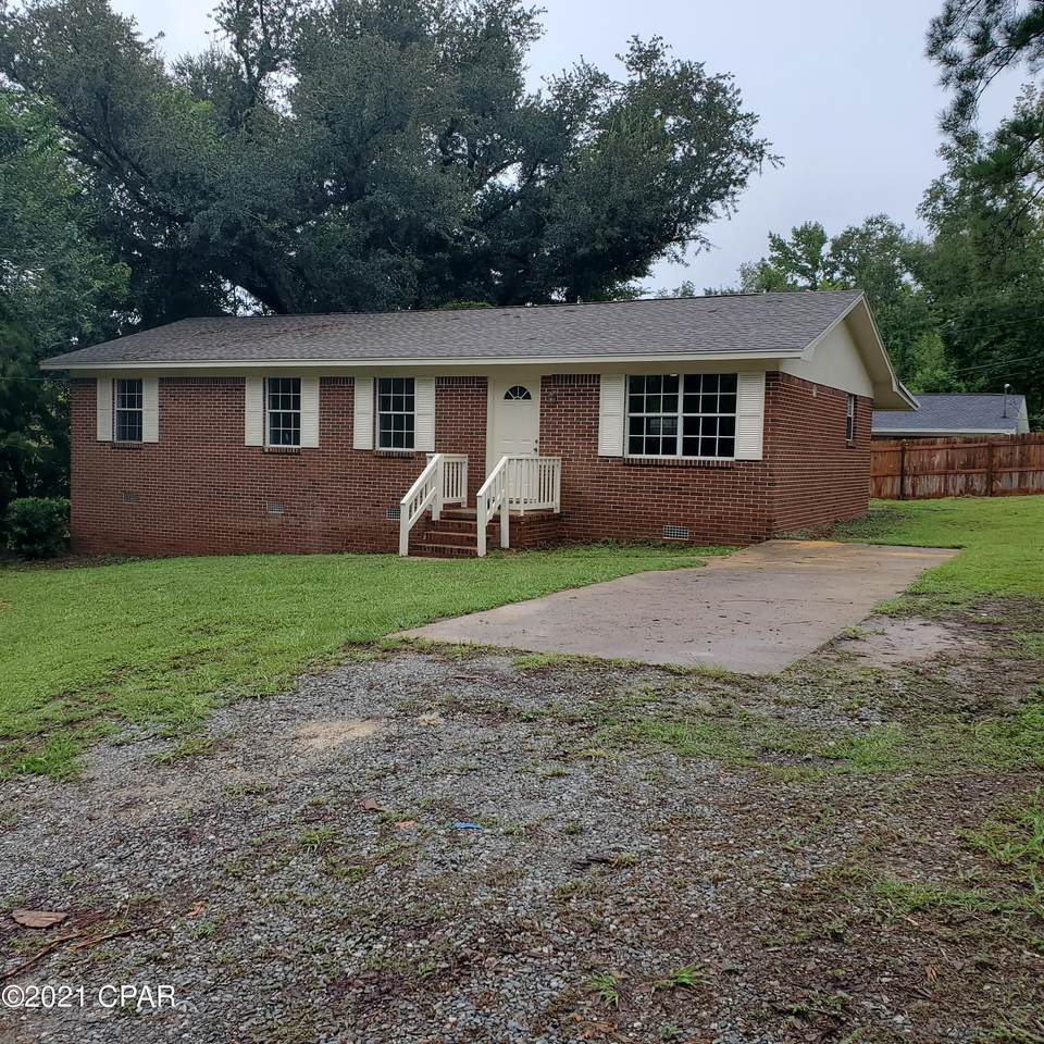 2857 Glenn Street - Photo 1