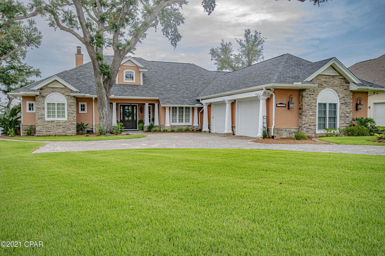 1162 Cove Pointe Drive - Photo 1