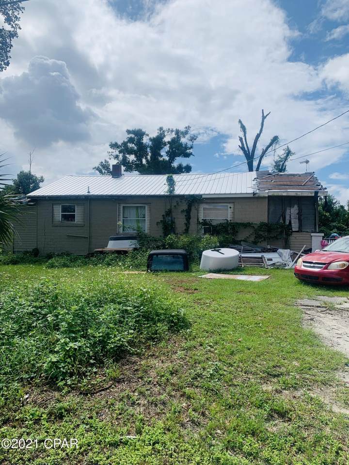 2212 7th Street - Photo 1