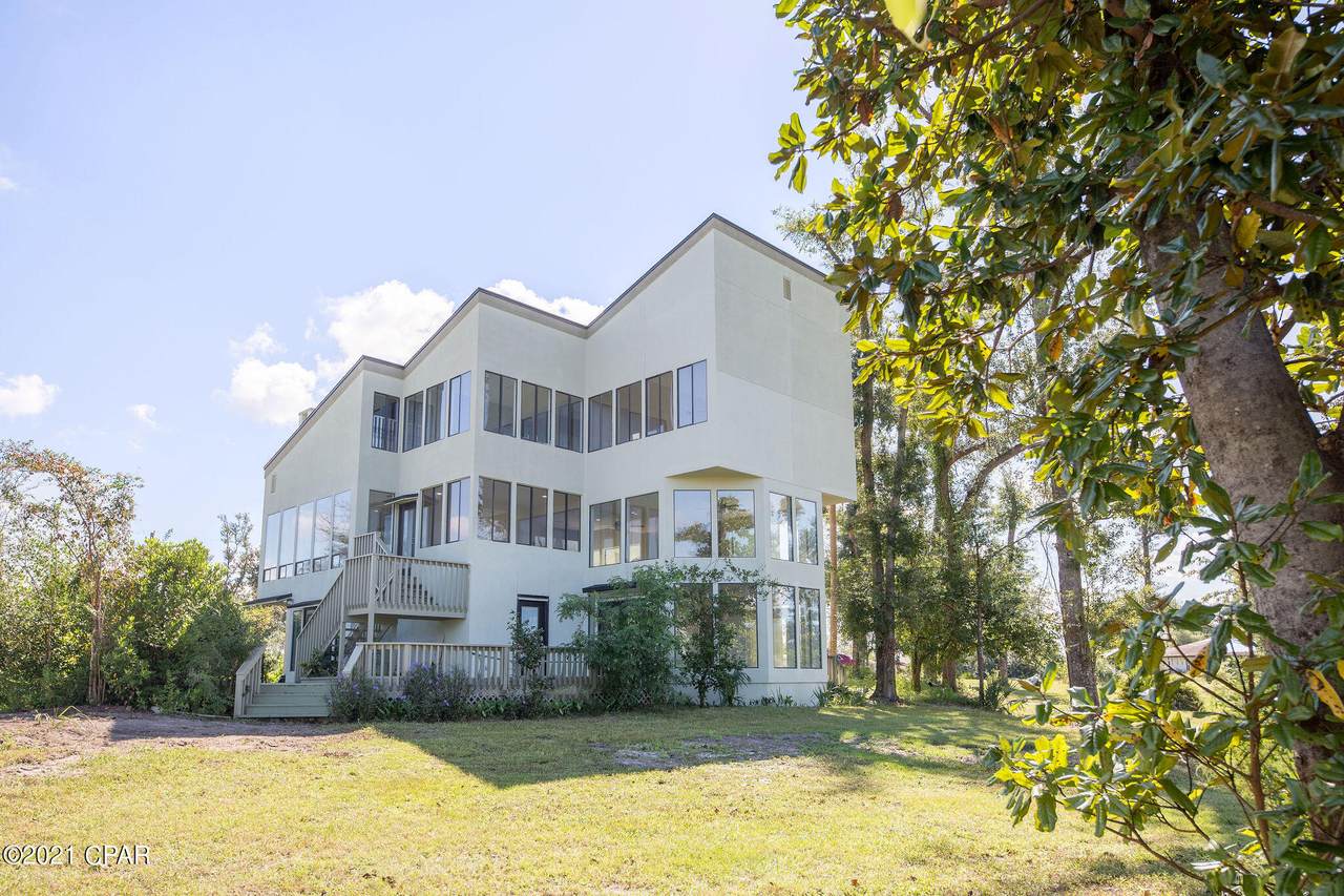 818 Radcliff Avenue - Photo 1