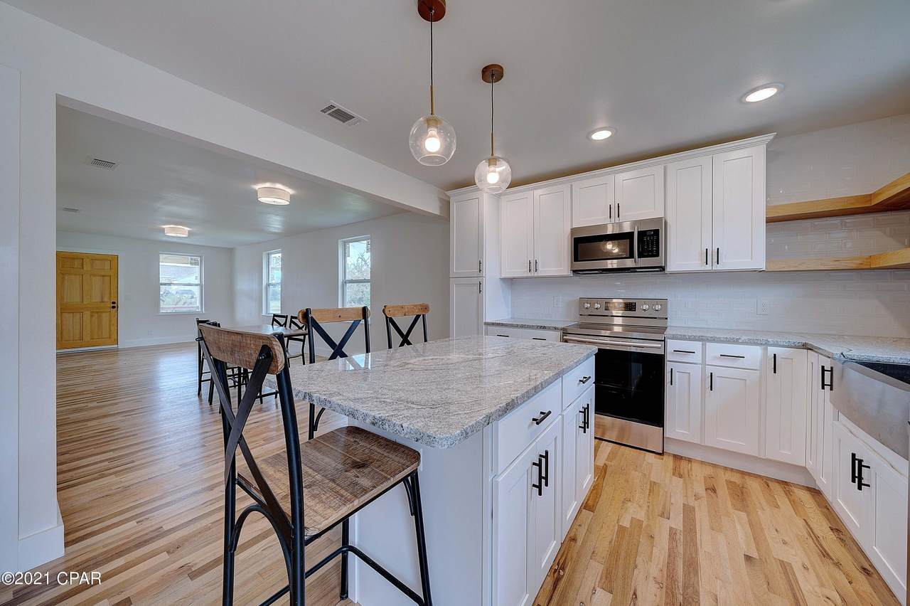340 Bonita Avenue - Photo 1