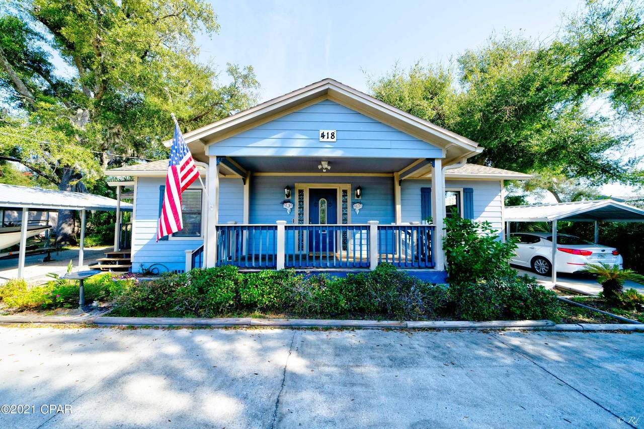 418 Macarthur Avenue - Photo 1
