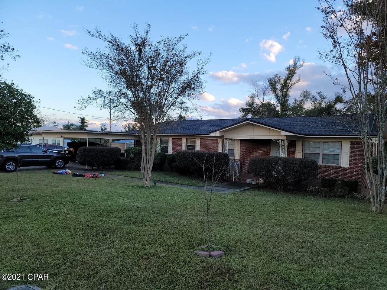 4501 Davis Street - Photo 1