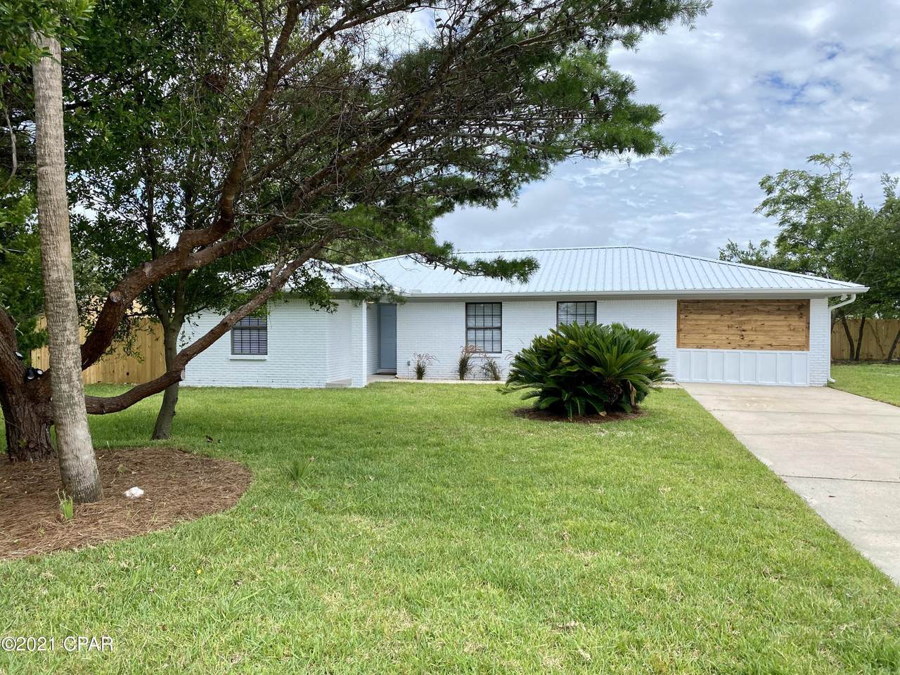 219 San Vincente Street - Photo 1