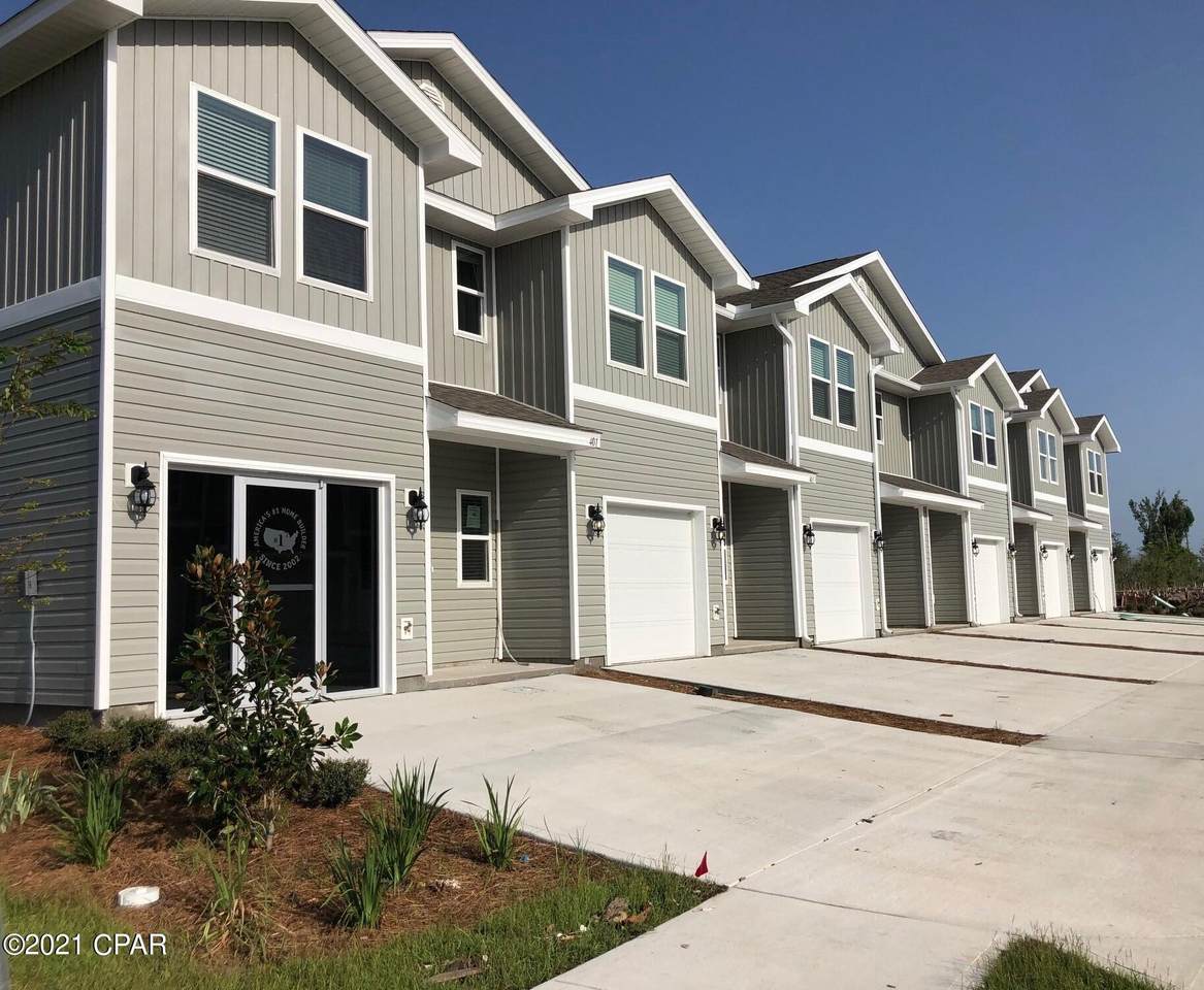 440 Rhetts Loop - Photo 1