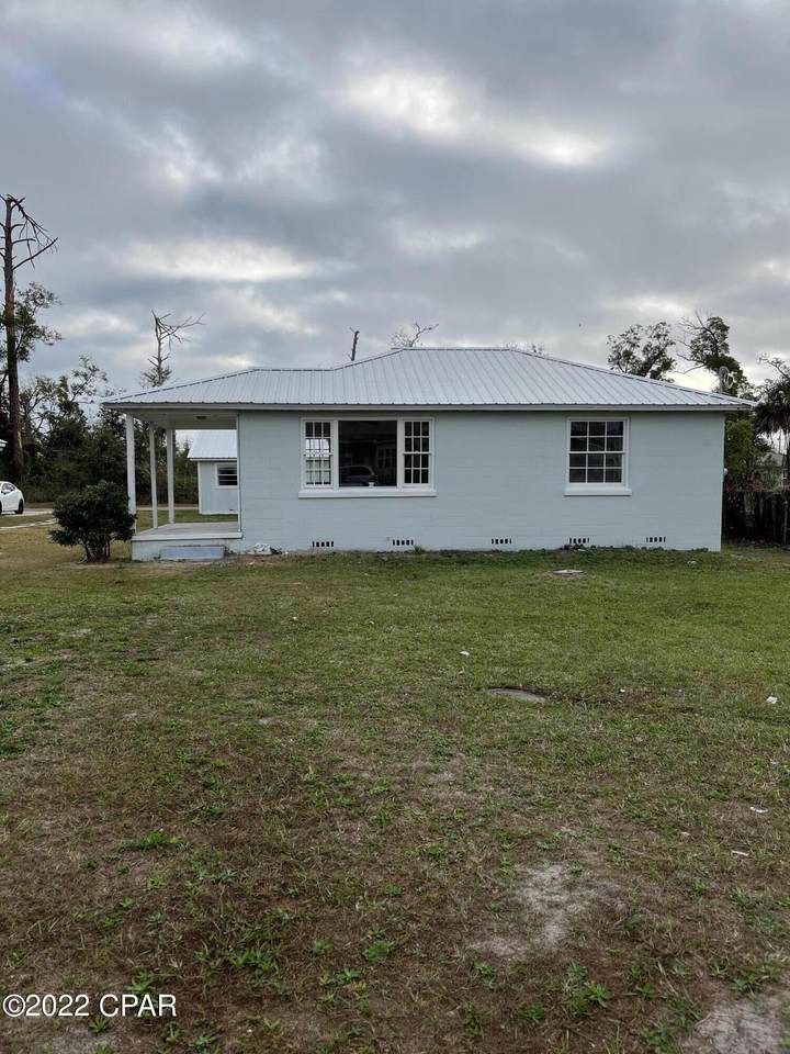 1114 Mckenzie Avenue - Photo 1