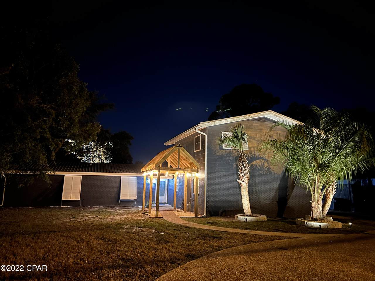 8829 Lagoon Drive - Photo 1