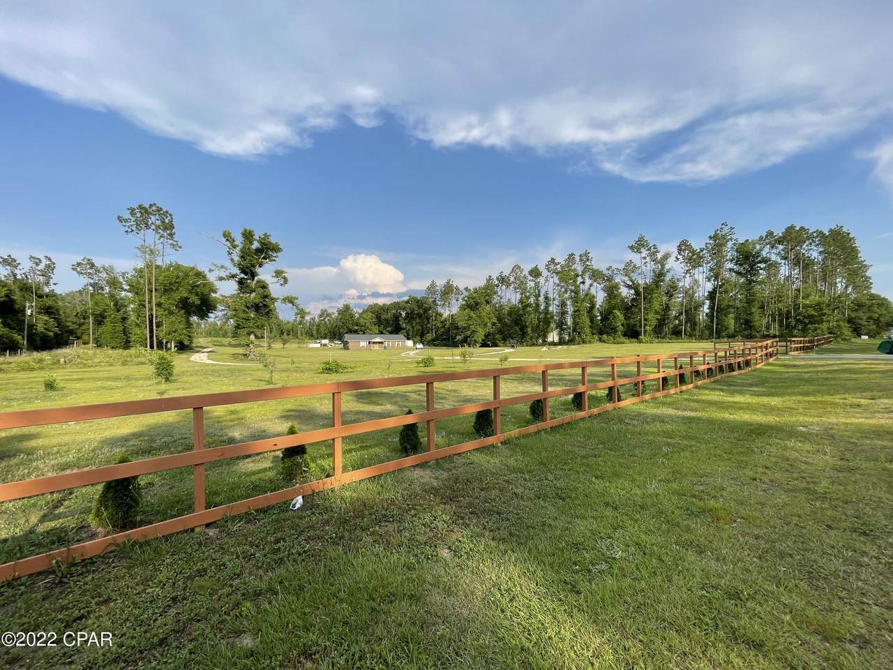 2580 Lawrence Road - Photo 1