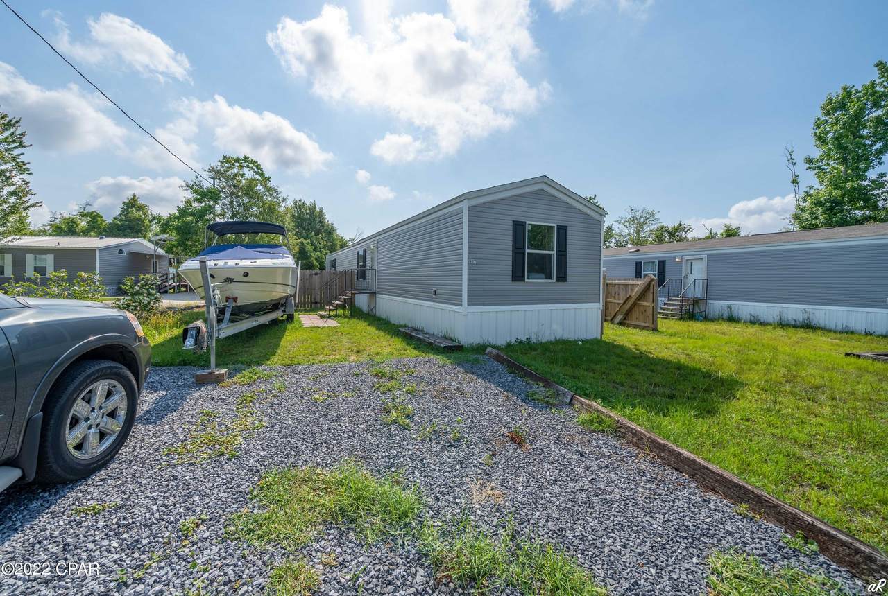 927 Katherine Avenue - Photo 1