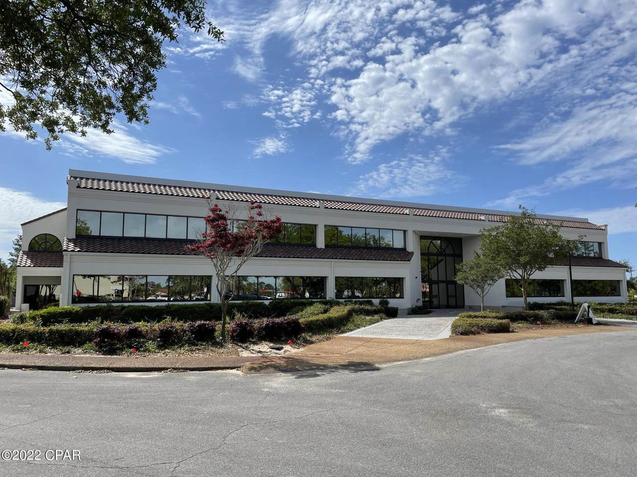 2605 Thomas Drive - Photo 1
