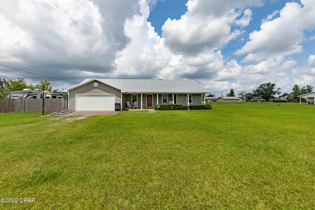4717 Star Avenue - Photo 1