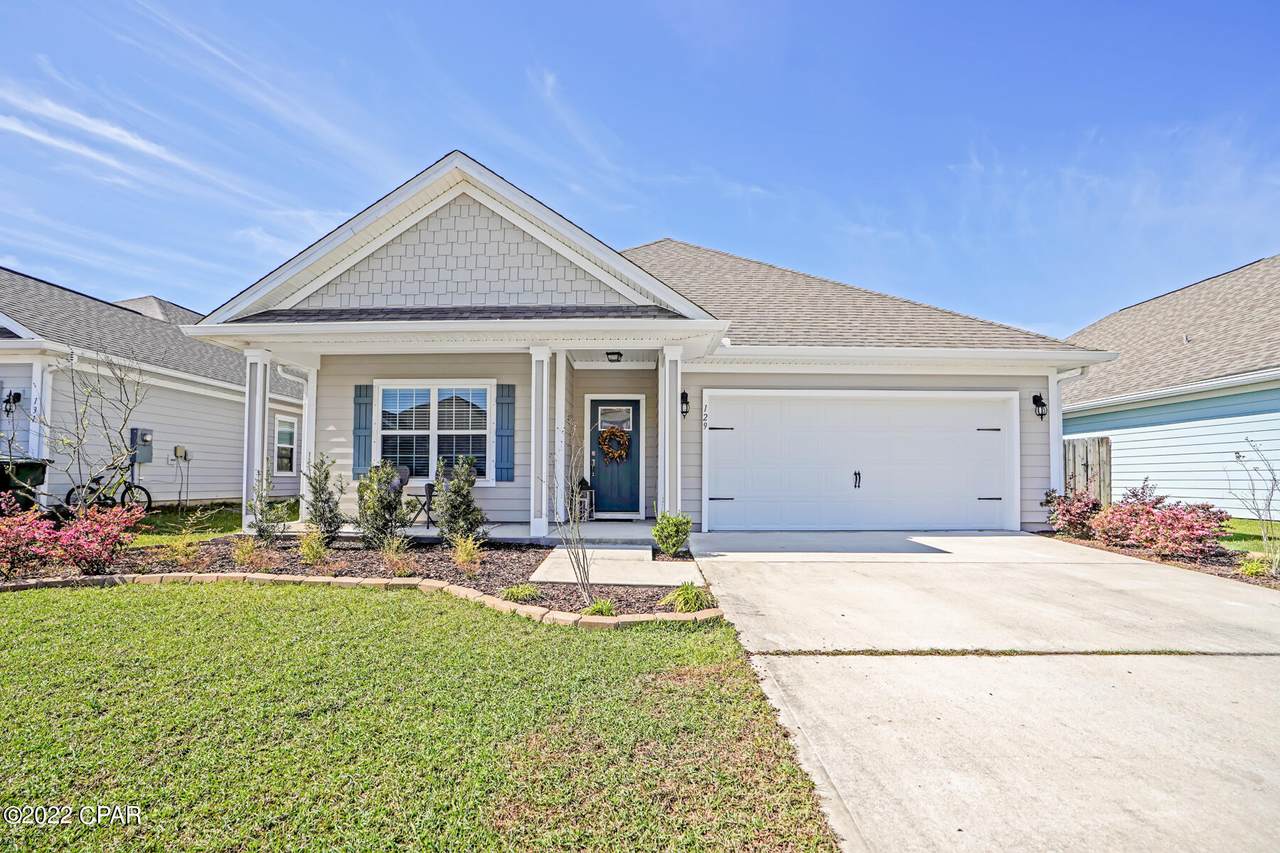 129 Shoreview Drive - Photo 1