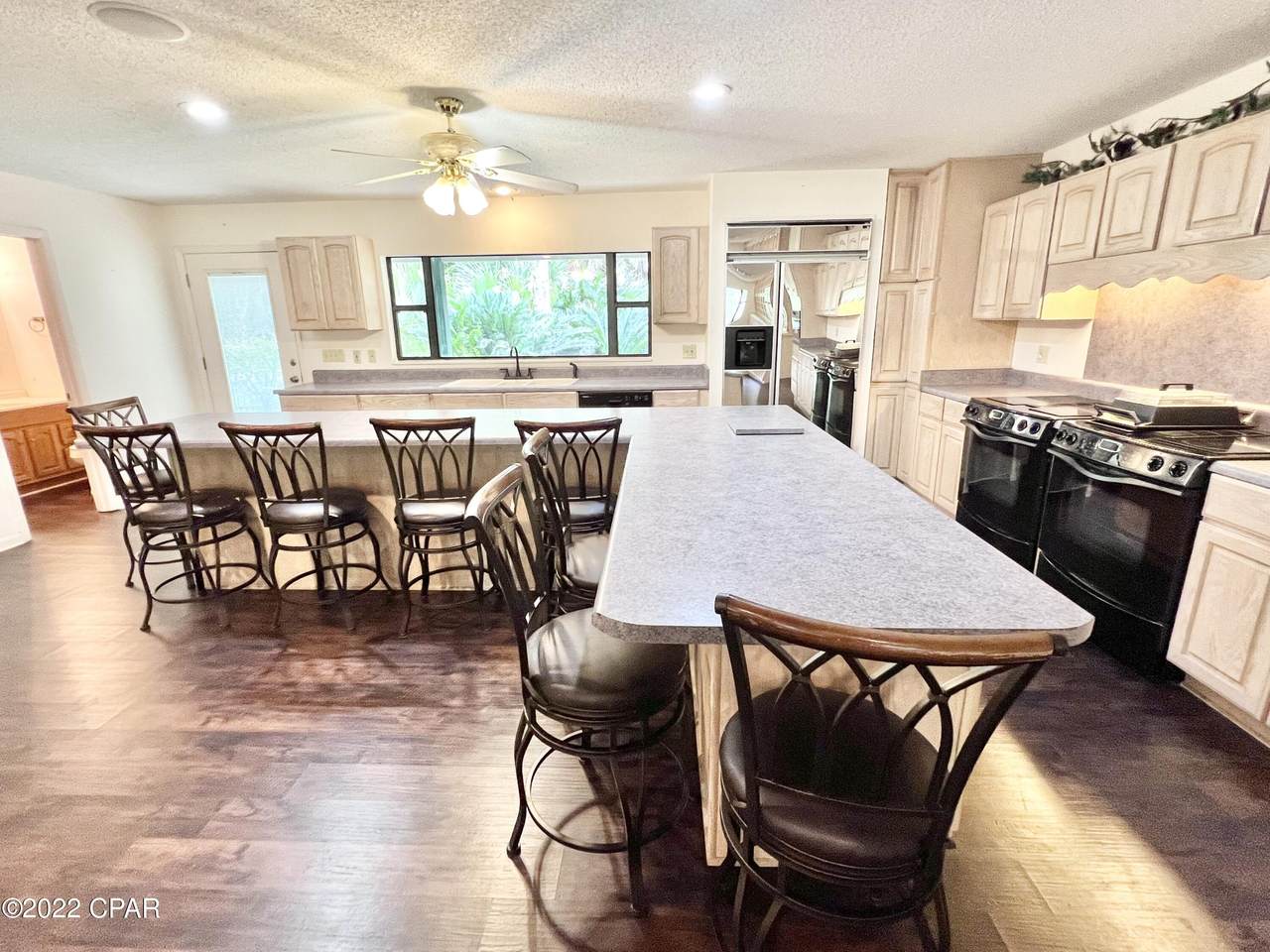 6715 Us 19 - Photo 1