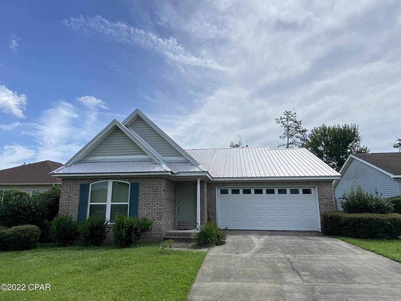 2534 Woodsview Drive - Photo 1