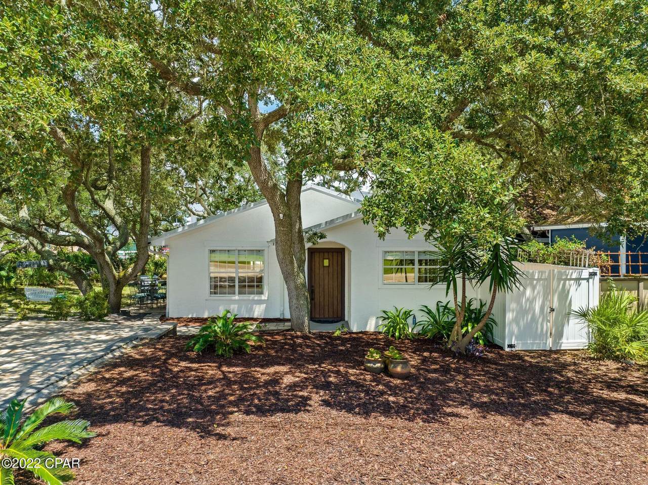 510 Le Grand Drive - Photo 1