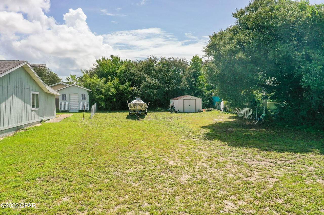 322 Sea Breeze Drive - Photo 1