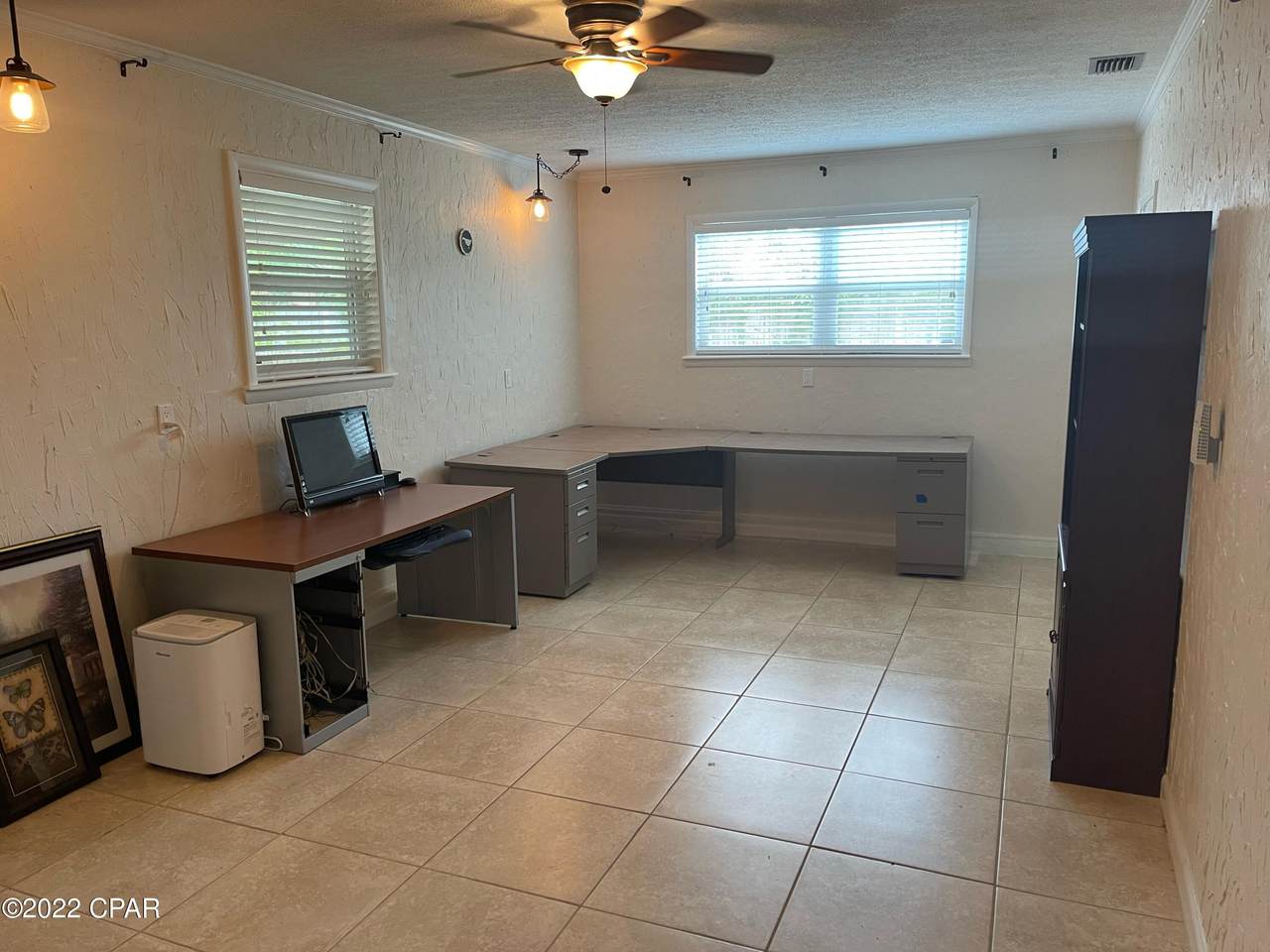 2131 Saint Andrews Boulevard - Photo 1