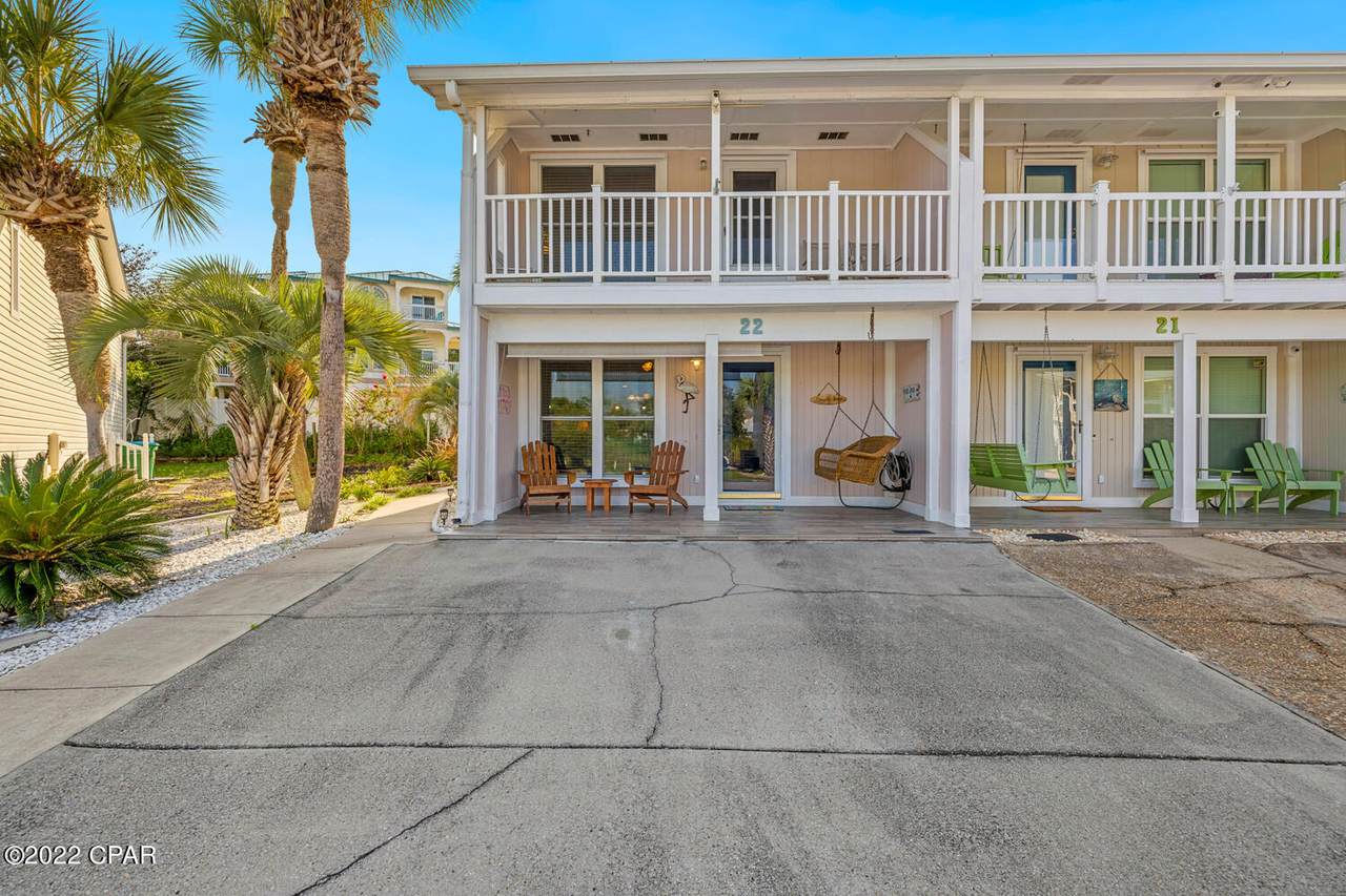 22 Chateau Road - Photo 1