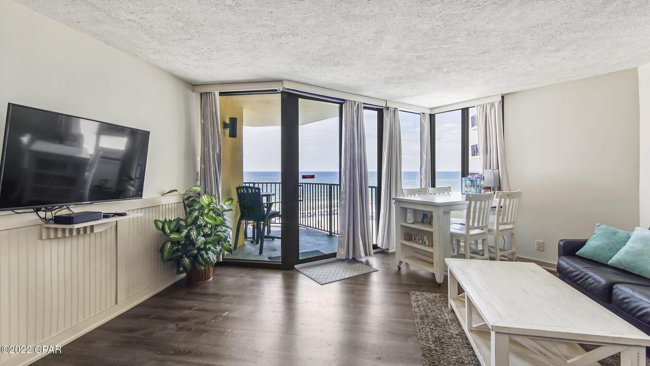 9850 Thomas Drive - Photo 1