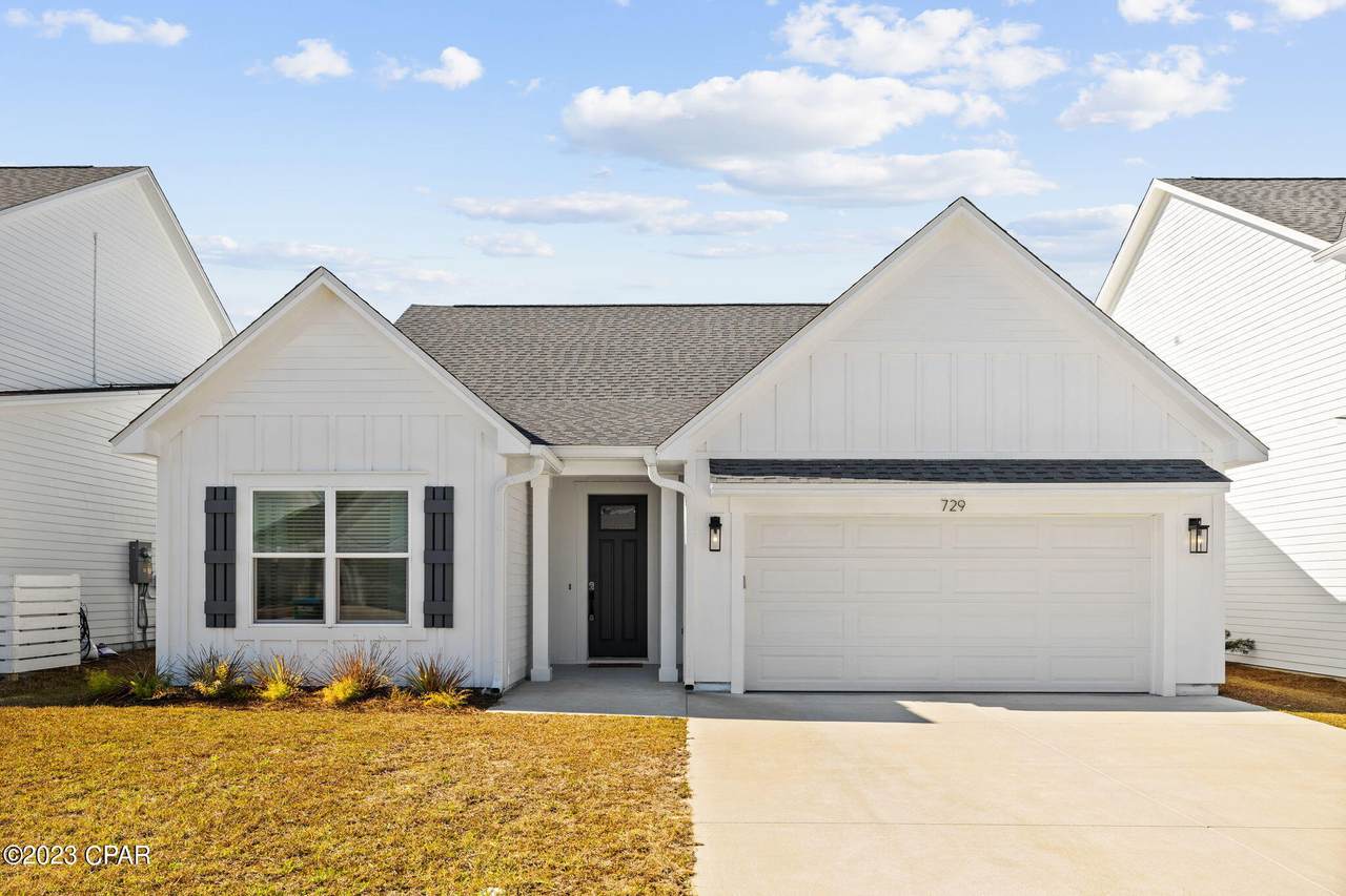 729 Landing Circle - Photo 1