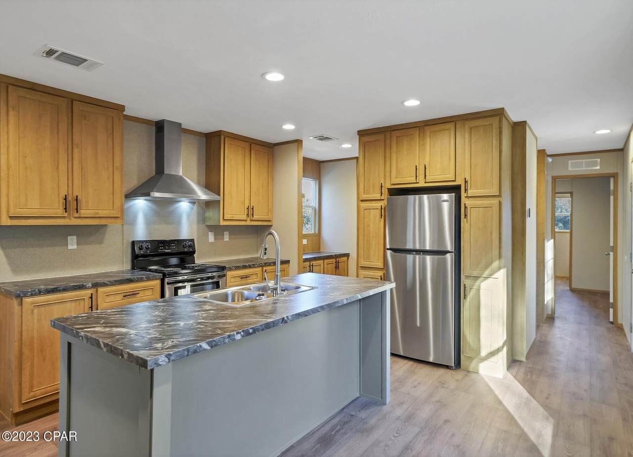 585 Michelangelo Rd - Photo 1