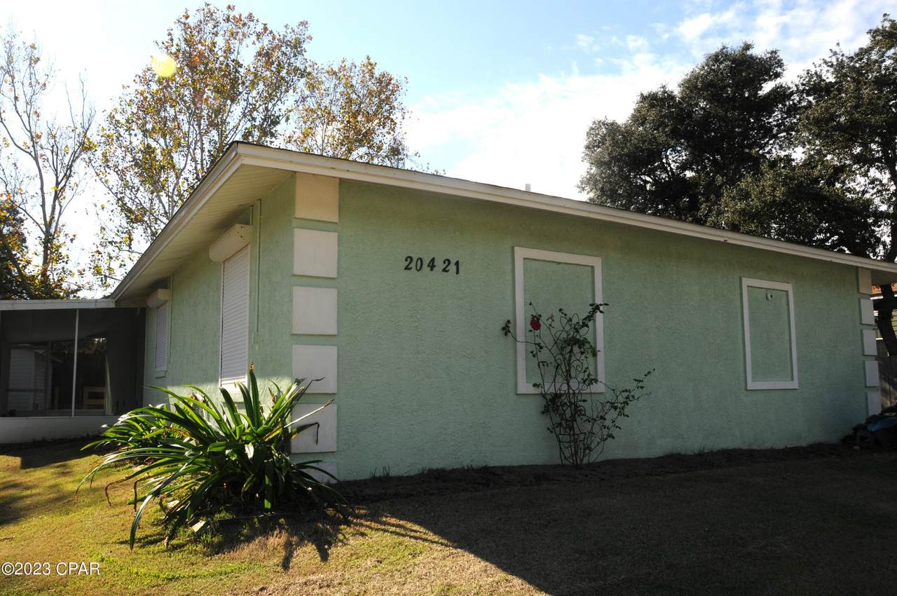 20421 Spires Street - Photo 1