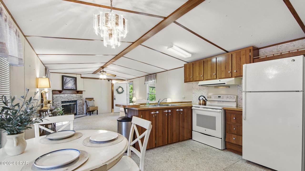 8518 Houston Street - Photo 1