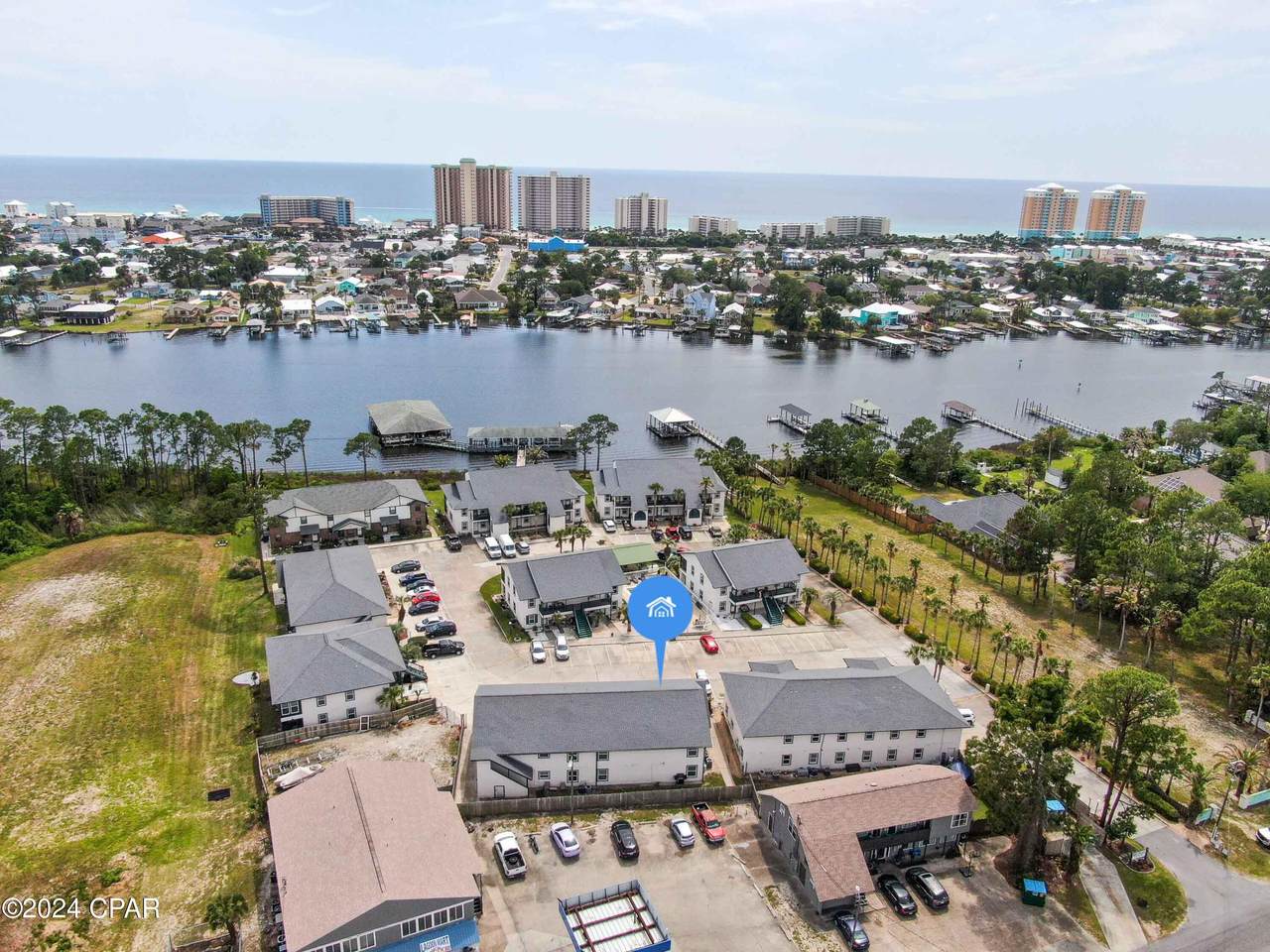 7813 Lagoon Drive - Photo 1
