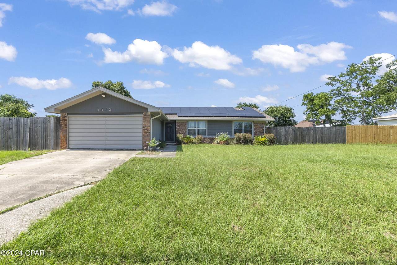 1012 Venetian Way - Photo 1
