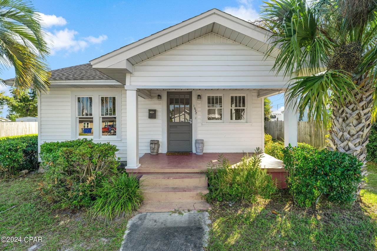 1032 Jenks Avenue - Photo 1