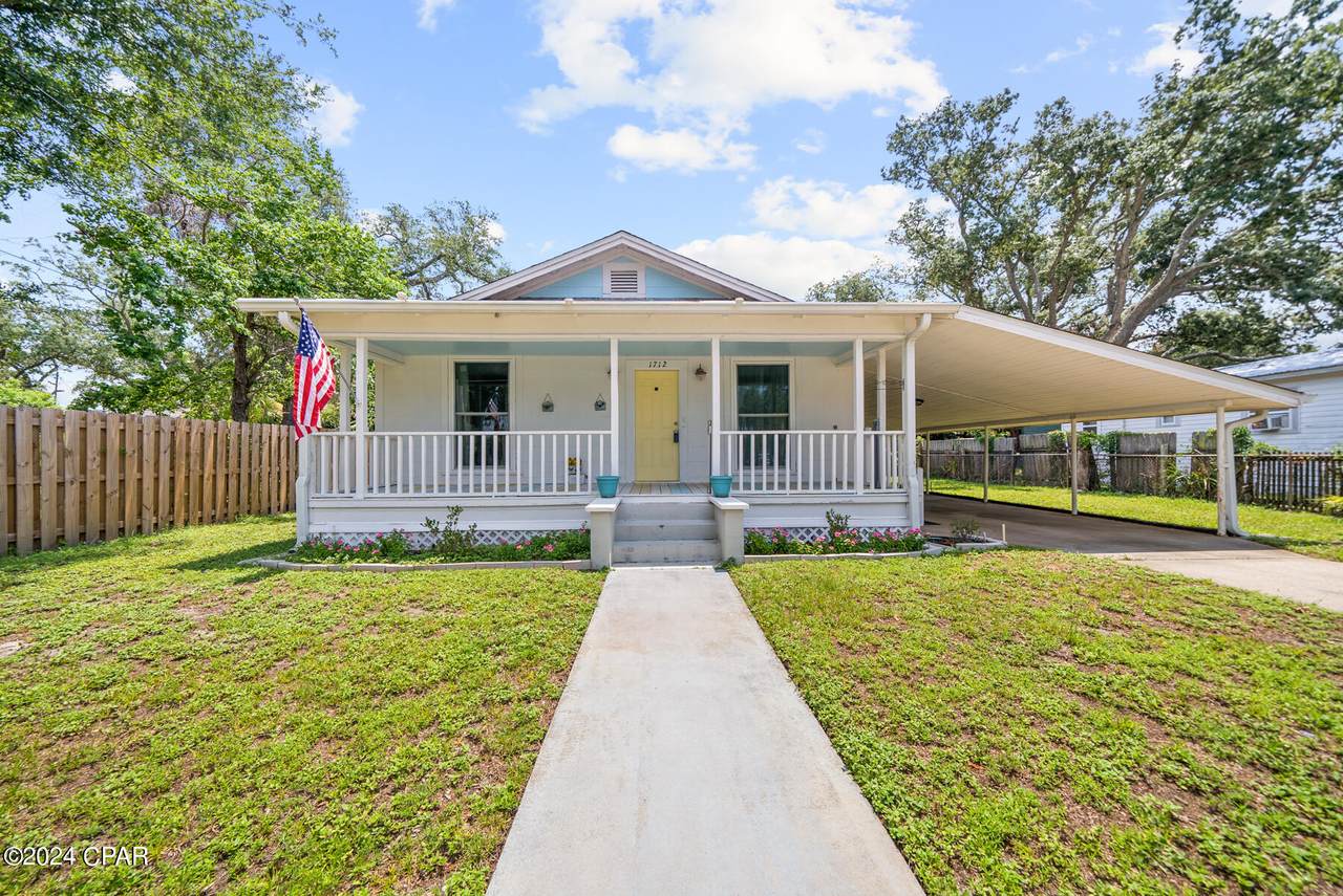 1712 Wilmont Avenue - Photo 1