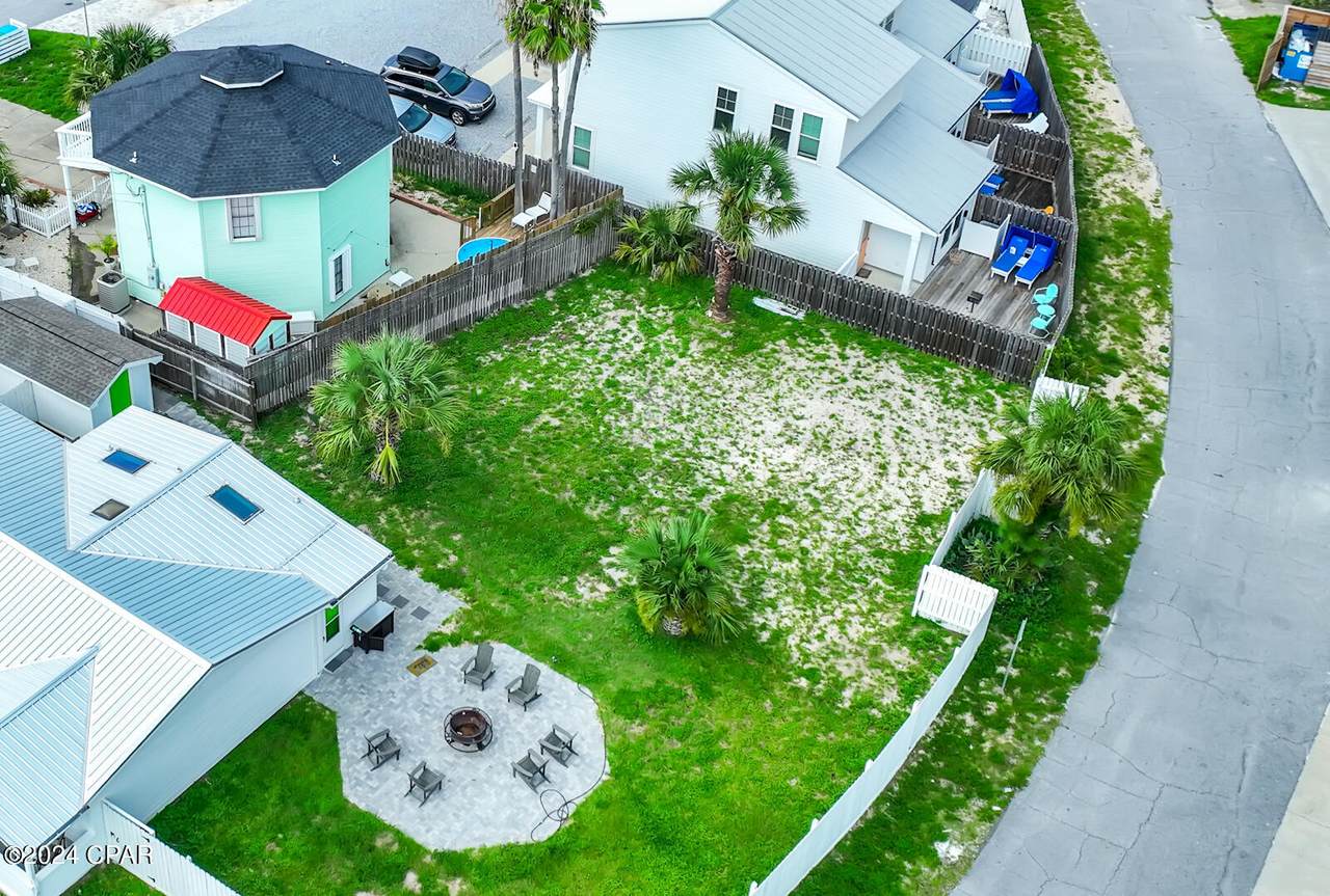 513 Parkhill Circle - Photo 1