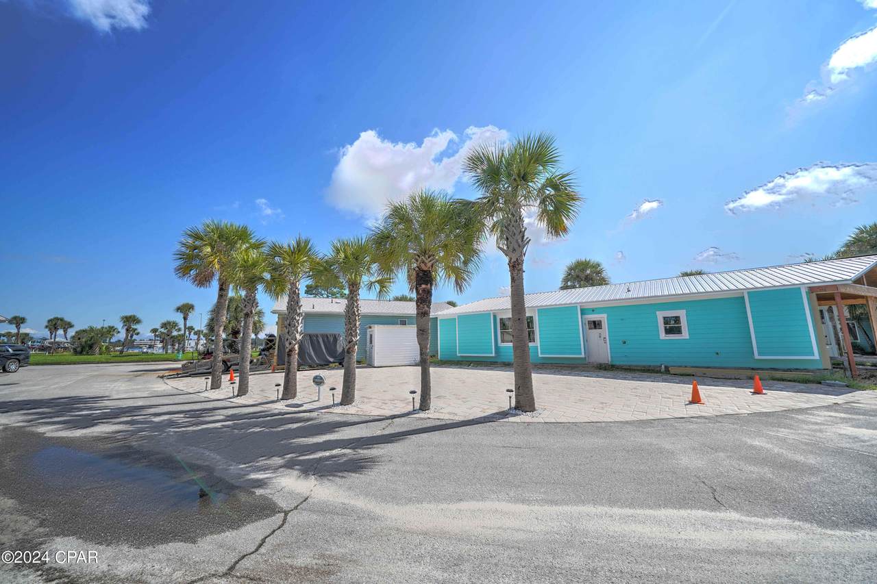 398 Red Snapper Lane - Photo 1